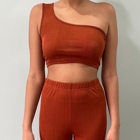 2 piece crop top and flare pants set Size 4 - Picture 1 of 2